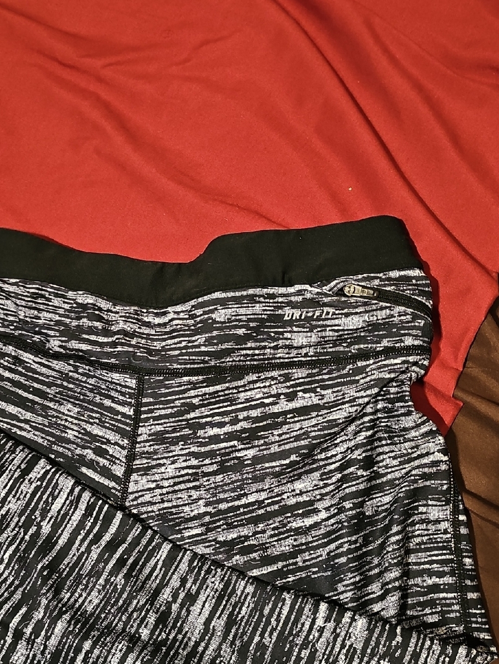 Nike Black & Gray Women's Active Tee and Legging Set - Picture 3 of 4